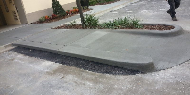 Concrete Curbs in Tampa, Florida
